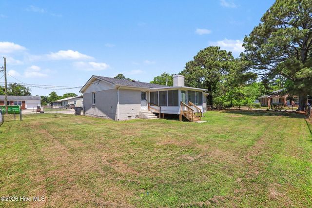 300 S Miller Avenue, Goldsboro, NC 27530
