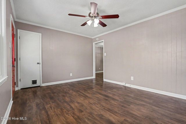 300 S Miller Avenue, Goldsboro, NC 27530