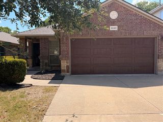 5049 Britton Ridge Lane, Fort Worth, TX 76179