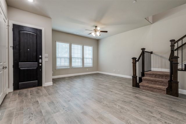 1455 Perrin Lane, Farmers Branch, TX 75234