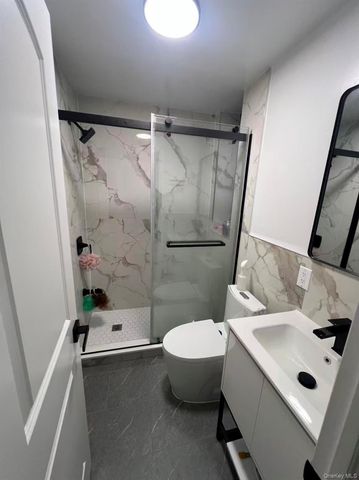99-12 Northern Boulevard, Corona, NY 11368