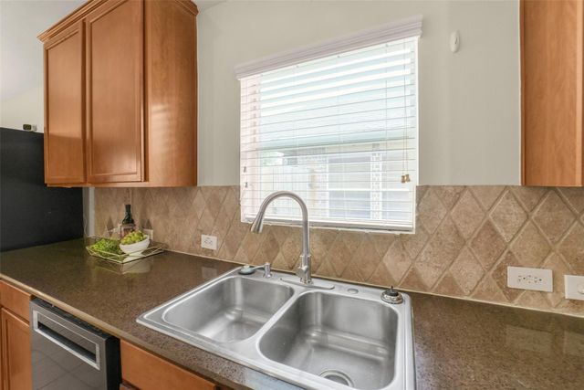 3430 Danbury Chase Trail, Fresno, TX 77545