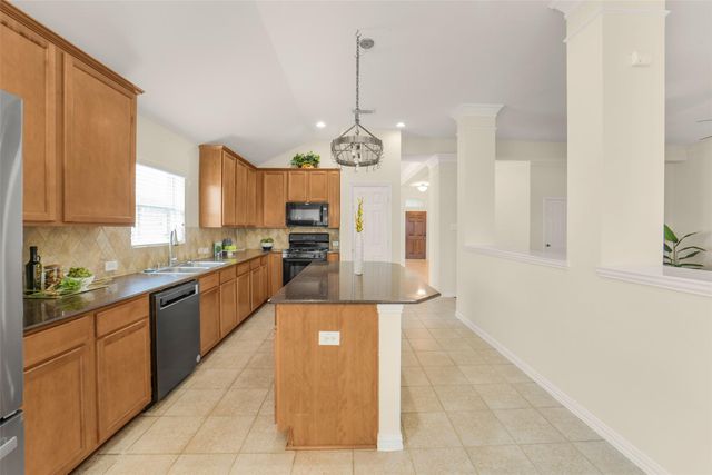 3430 Danbury Chase Trail, Fresno, TX 77545