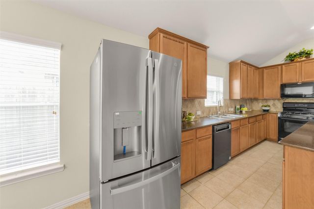 3430 Danbury Chase Trail, Fresno, TX 77545