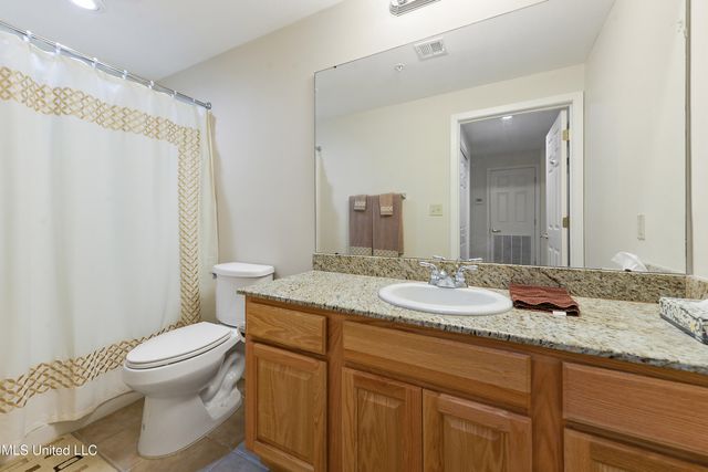 2230 Beach Drive, 204, Gulfport, MS 39507