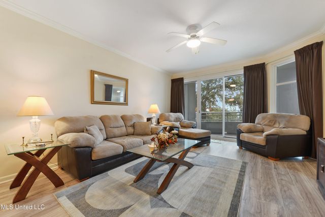 2230 Beach Drive, 204, Gulfport, MS 39507