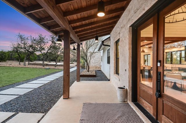 6434 MUSTANG VALLEY TRL, Wimberley, TX 78676