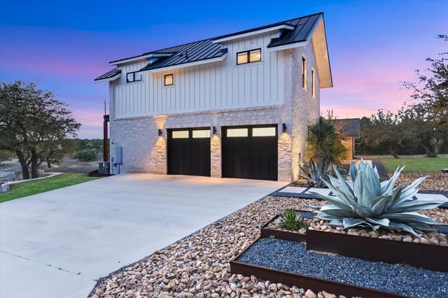 6434 MUSTANG VALLEY TRL, Wimberley, TX 78676