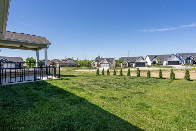 6210 College Avenue, Davenport, IA 52807