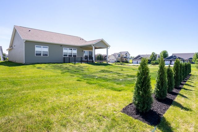 6210 College Avenue, Davenport, IA 52807
