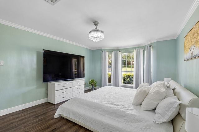 1733 Steamboat Drive, Plano, TX 75025