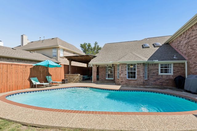 1733 Steamboat Drive, Plano, TX 75025