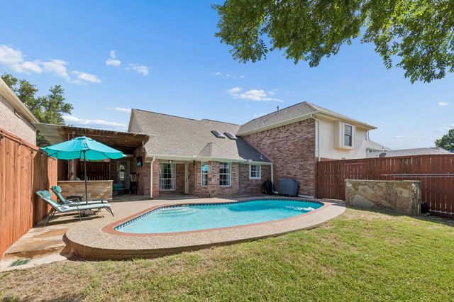 1733 Steamboat Drive, Plano, TX 75025