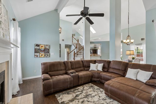 1733 Steamboat Drive, Plano, TX 75025