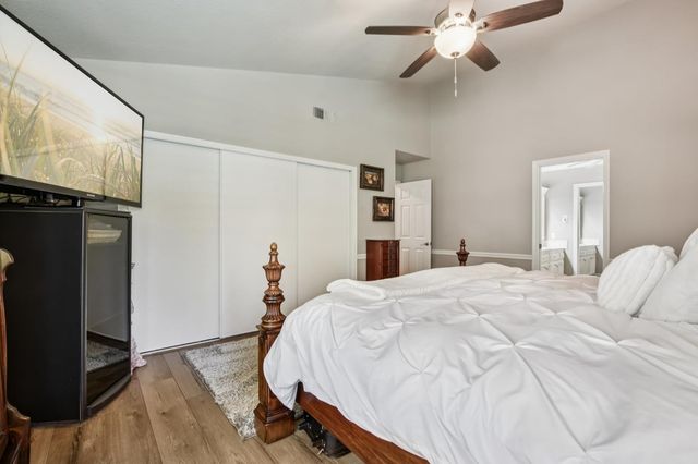 1304 Ridgecrest Way, Roseville, CA 95661