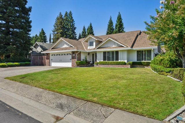 1304 Ridgecrest Way, Roseville, CA 95661