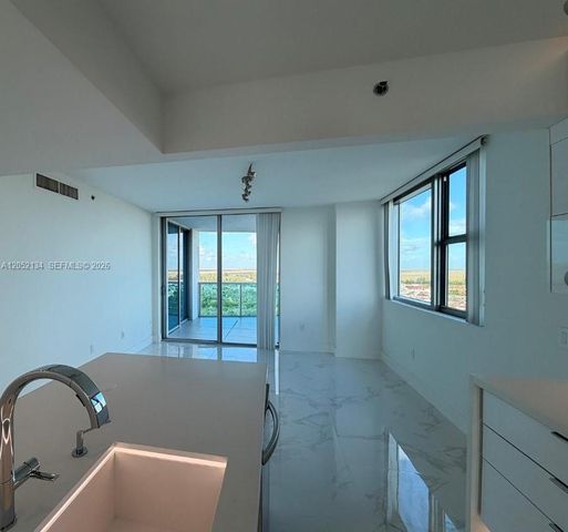 2641 N Flamingo Rd 2208N, Sunrise, FL 33323