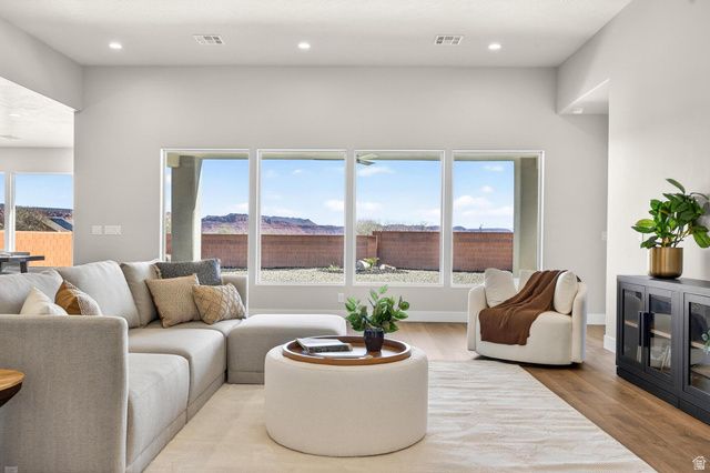 915 S 170 E, Ivins, UT 84738