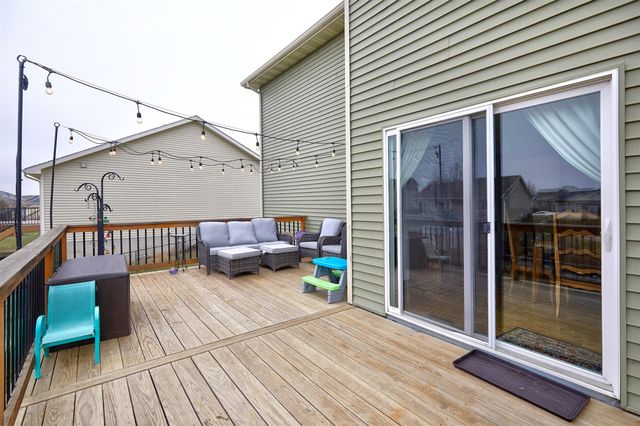 635 SE Ashton Court, Waukee, IA 50263