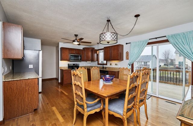 635 SE Ashton Court, Waukee, IA 50263