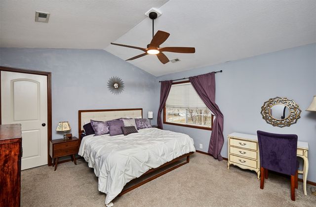 635 SE Ashton Court, Waukee, IA 50263