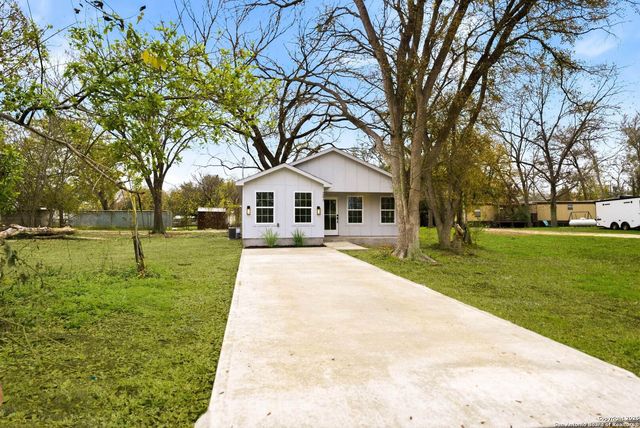 243 Meadow Lake Dr Lot 109, Seguin, TX 78155