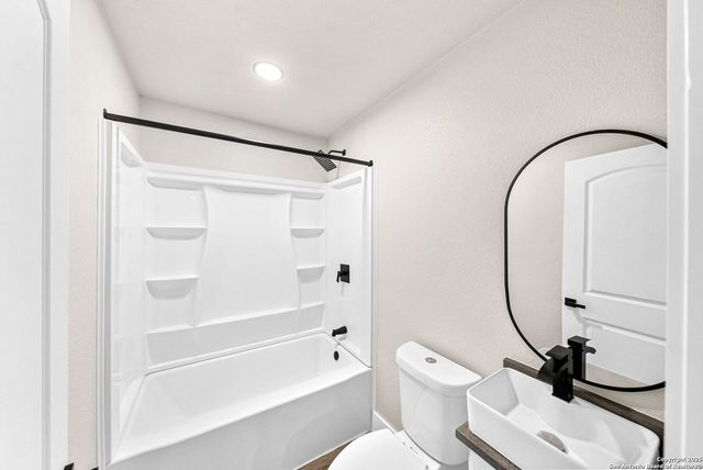 243 Meadow Lake Dr Lot 109, Seguin, TX 78155