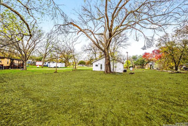 243 Meadow Lake Dr Lot 109, Seguin, TX 78155