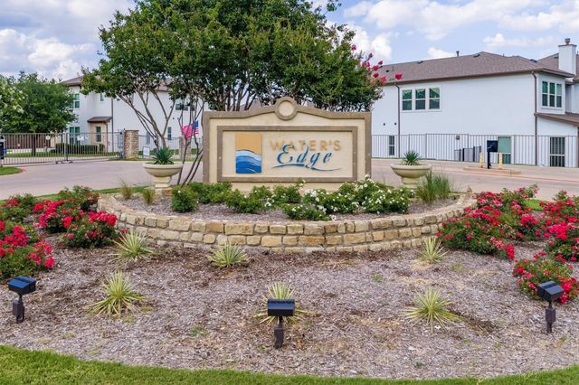 500 Waters Edge Drive 313, Lake Dallas, TX 75065