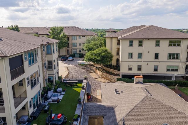 500 Waters Edge Drive 313, Lake Dallas, TX 75065