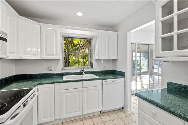 1341 SE Starfish Lane, Stuart, FL 34996