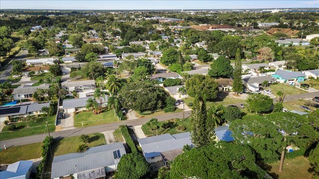 1341 SE Starfish Lane, Stuart, FL 34996