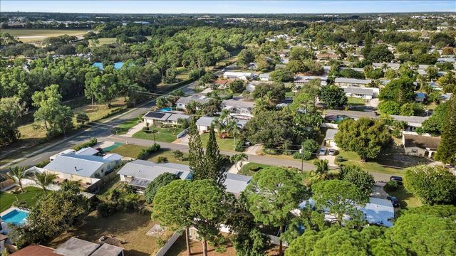 1341 SE Starfish Lane, Stuart, FL 34996