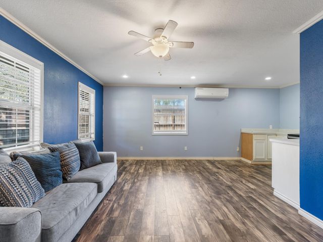 3921 Wickersham Street, Bay City, TX 77414