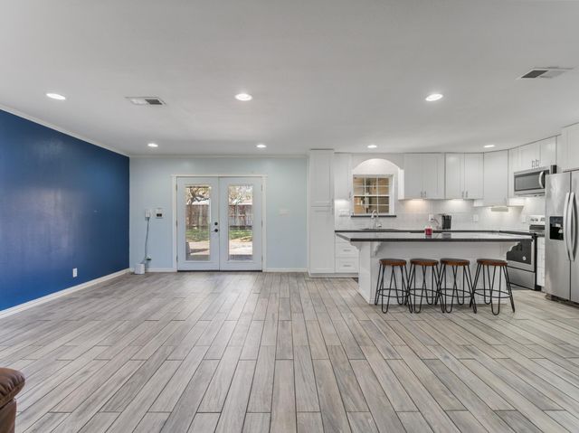 3921 Wickersham Street, Bay City, TX 77414