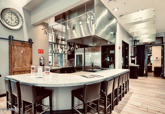 19777 N 76TH Street 1212, Scottsdale, AZ 85255