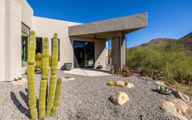 14821 N Dove Canyon Pass, Marana, AZ 85658