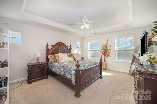 11122 Chalkbark Lane, Charlotte, NC 28262