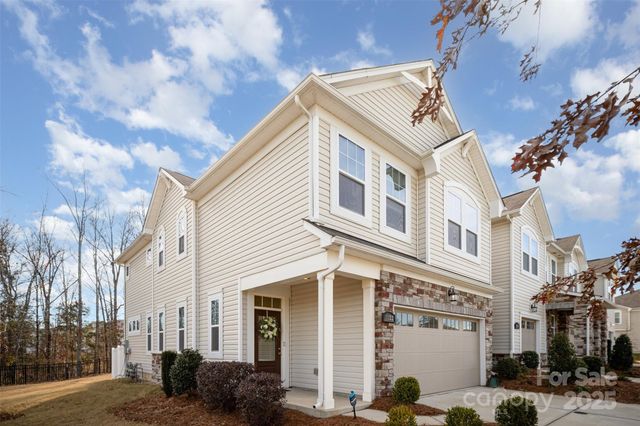 11122 Chalkbark Lane, Charlotte, NC 28262