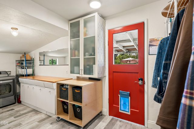 322 N 3rd Street, Central Point, OR 97502