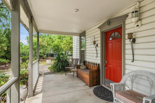 322 N 3rd Street, Central Point, OR 97502