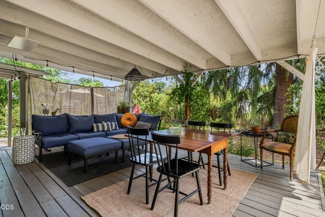 322 N 3rd Street, Central Point, OR 97502