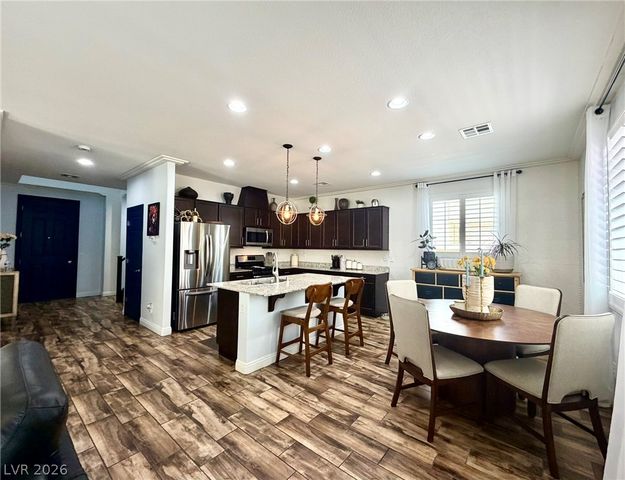 7170 Steubling Glen Street, North Las Vegas, NV 89084