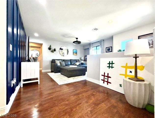 7170 Steubling Glen Street, North Las Vegas, NV 89084