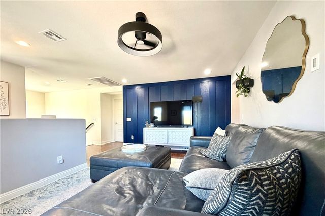 7170 Steubling Glen Street, North Las Vegas, NV 89084