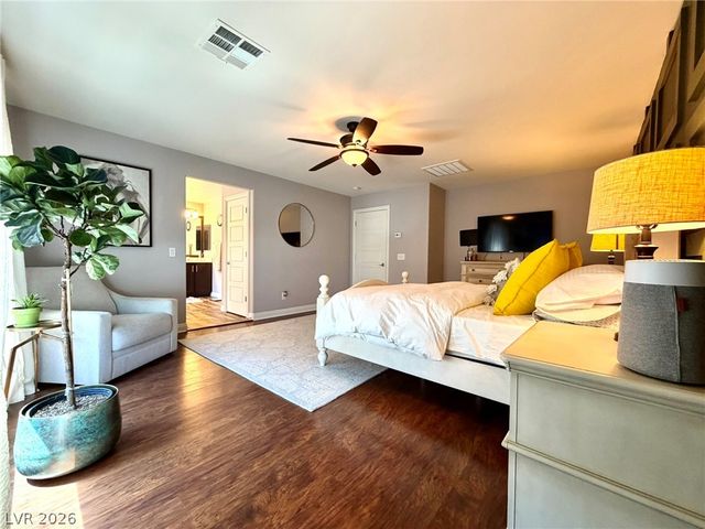 7170 Steubling Glen Street, North Las Vegas, NV 89084