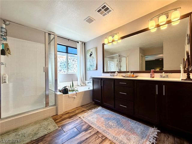 7170 Steubling Glen Street, North Las Vegas, NV 89084