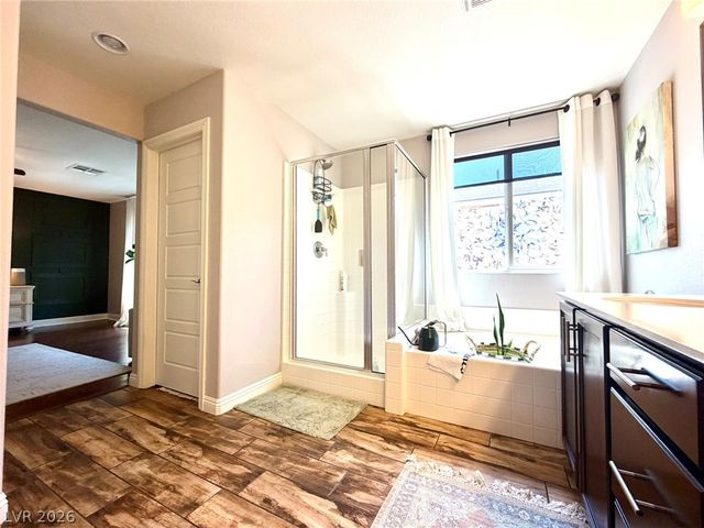 7170 Steubling Glen Street, North Las Vegas, NV 89084