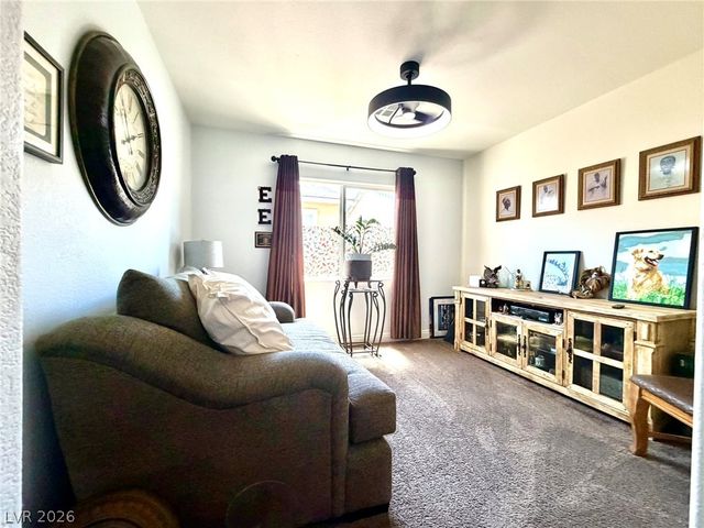 7170 Steubling Glen Street, North Las Vegas, NV 89084
