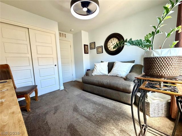 7170 Steubling Glen Street, North Las Vegas, NV 89084